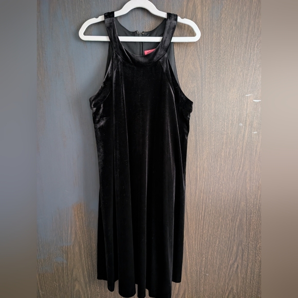 🖤 BETSEY JOHNSON Velvet Mini Dress - Black - Size 2 🖤 - Picture 2 of 8